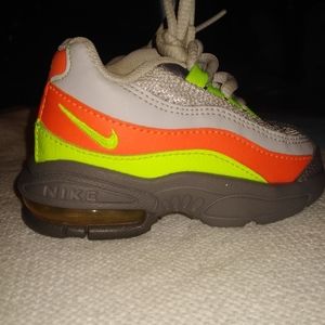 air max 95 neon orange